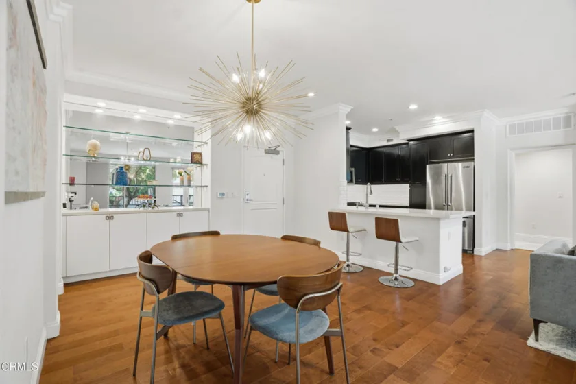 629 Traction Avenue #105 photo 35