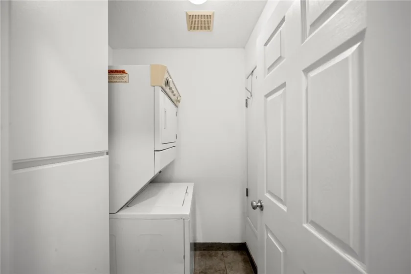 25983 Baylor Way photo 9