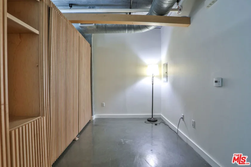 645 W 9th Street #201 photo 25