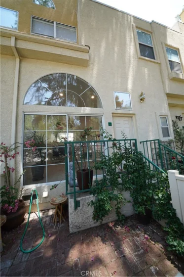 5455 Sylmar Avenue #1502 photo 1