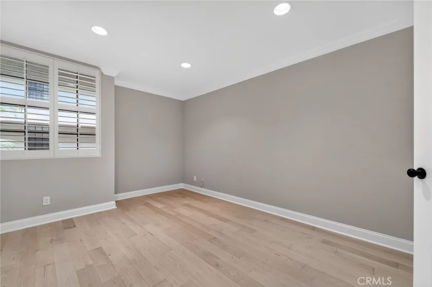 750 N Kings #114 photo 10