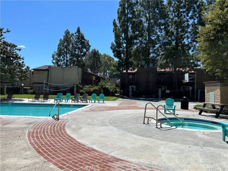 W W. Macarthur #93 photo 14