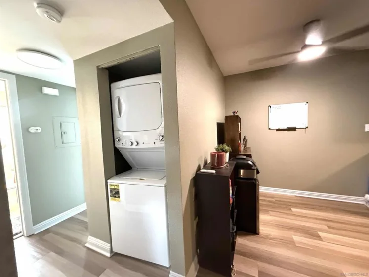 5511 Adelaide Avenue #21 photo 7