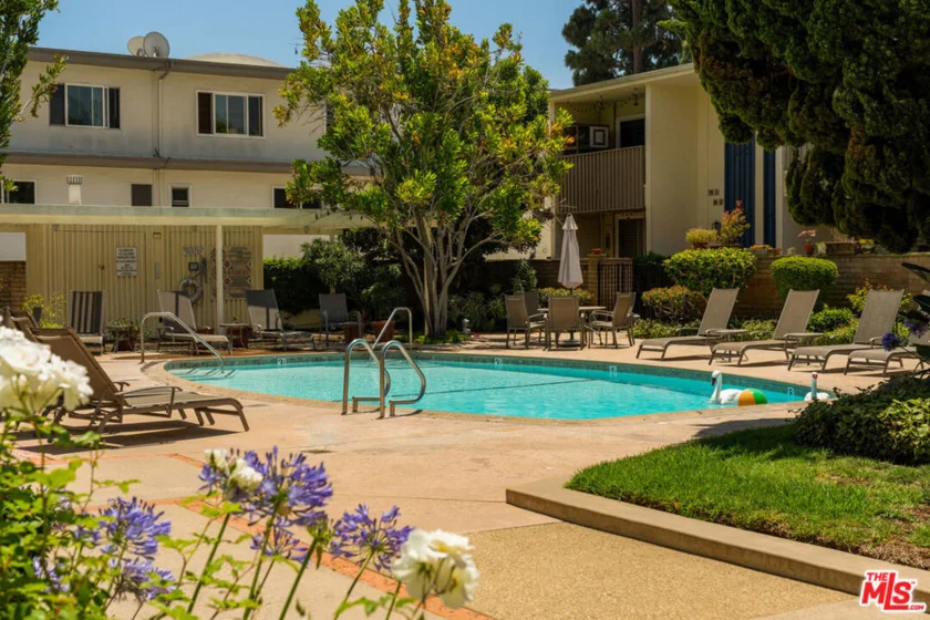 4707 La Villa Marina #J photo 31