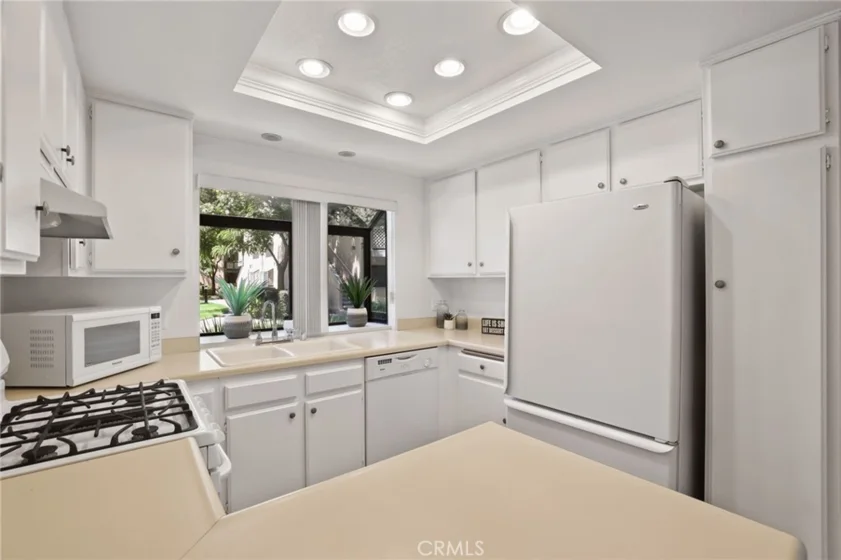 3523 W Greentree Circle #A photo 7