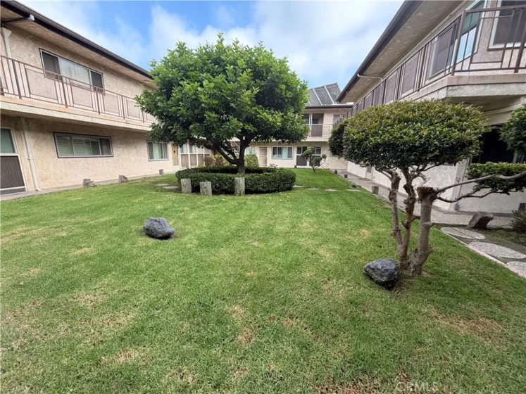 7000 S S. La Cienega Boulevard #29 photo 2