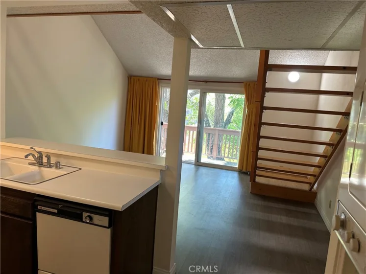 7050 Shoup #221 photo 15
