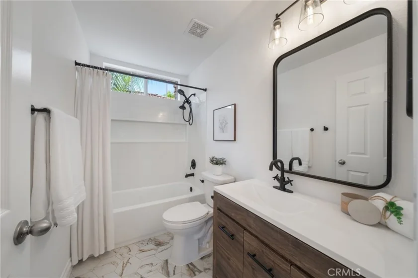 84 Hawaii Drive photo 39