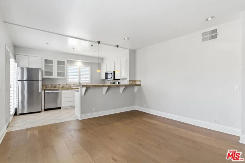 11838 Kiowa Avenue #203 photo 7