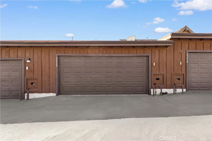 2220 Mount Shasta Drive photo 40