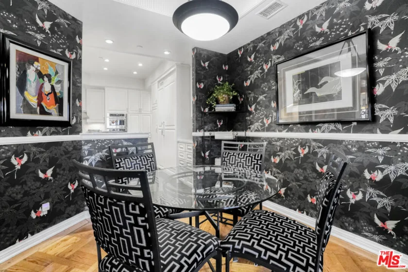 10551 Wilshire Boulevard #902 photo 12