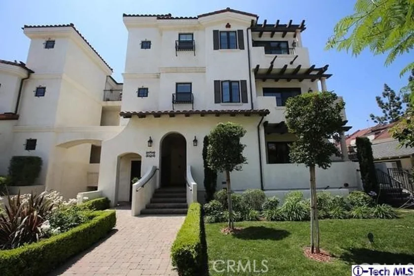 342 Myrtle Street #201 photo 1