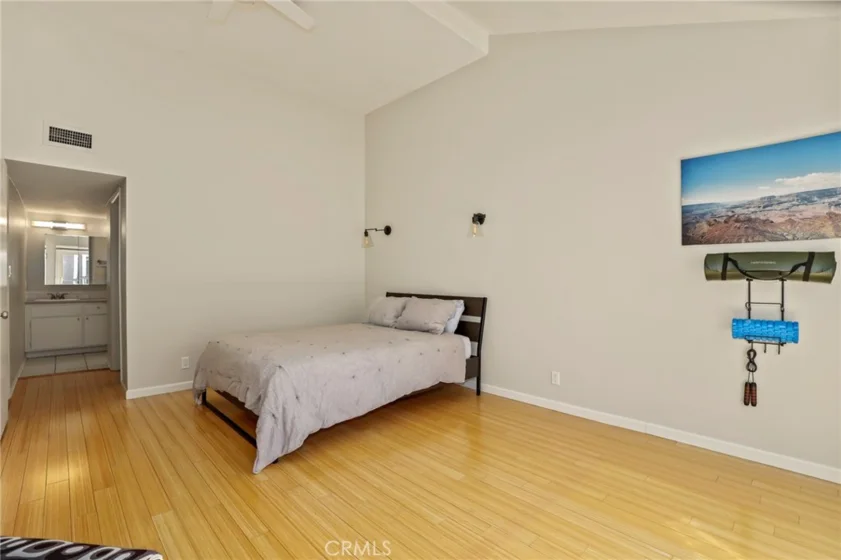6525 La Mirada Avenue #112 photo 14