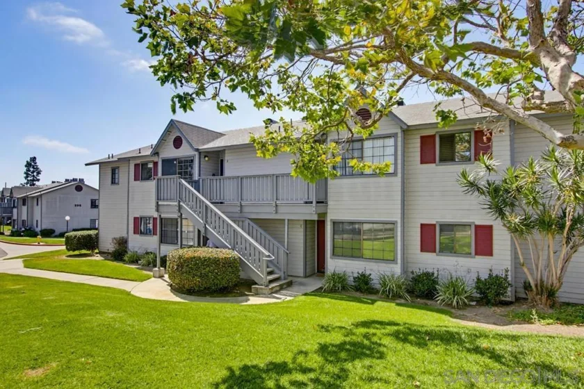 215 Camlau #B photo 1