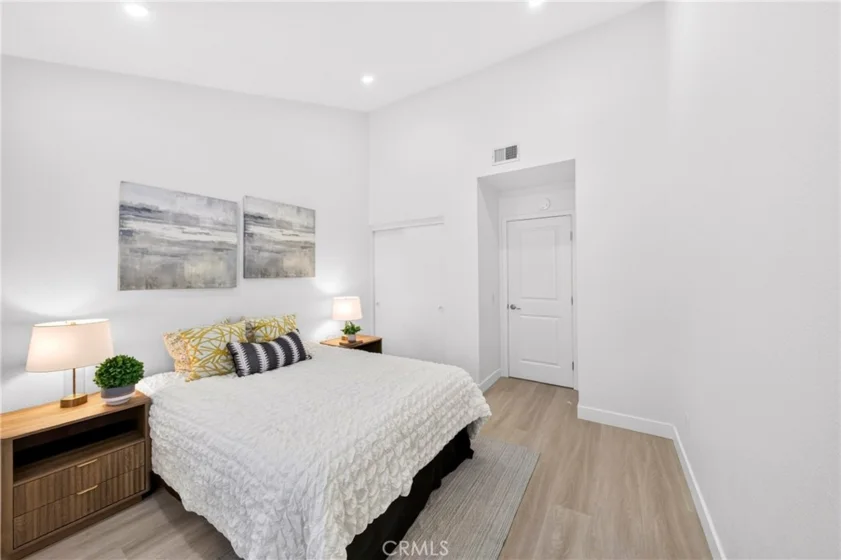 2303 W Millstream Drive #104 photo 29