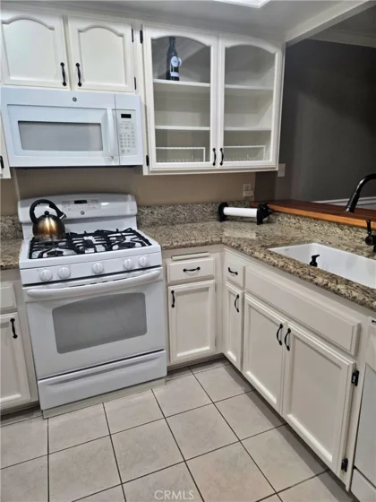 1275 W Capitol #113 photo 3