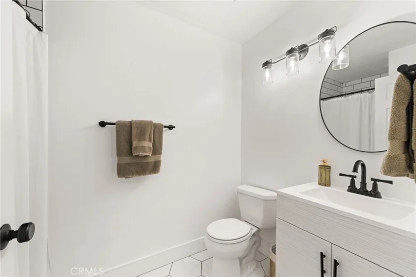 21256 Camelia photo 22
