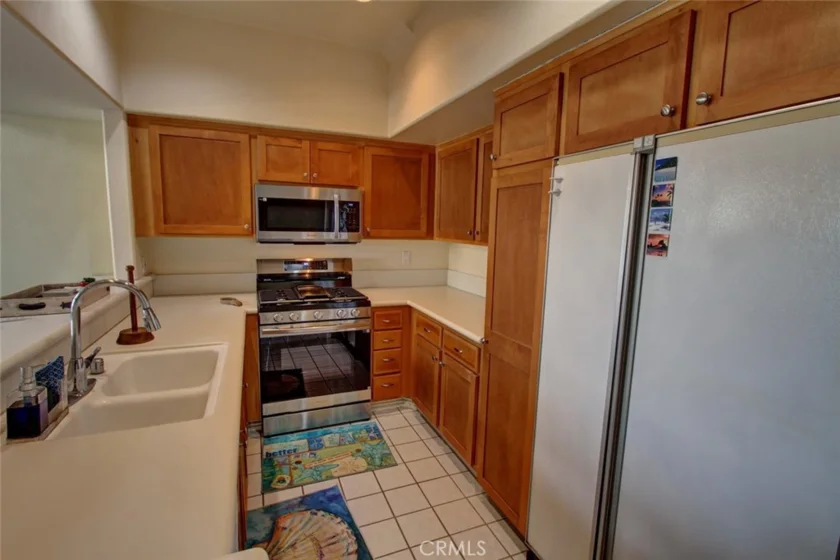 200 Pacific Coast Highway #329 photo 12