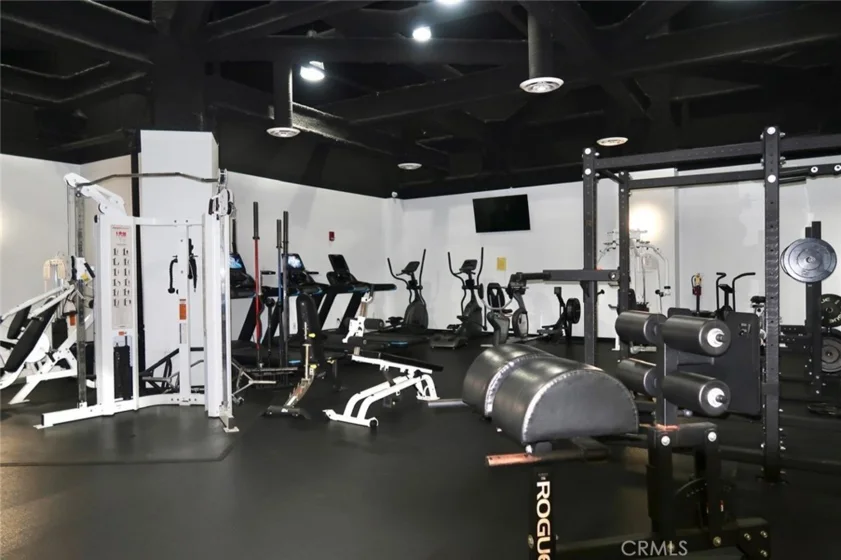 1100 Wilshire photo 10