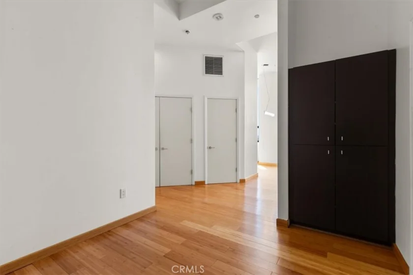 1100 Wilshire Boulevard #1812 photo 26