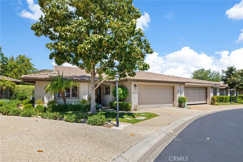 38335 Oaktree photo 4