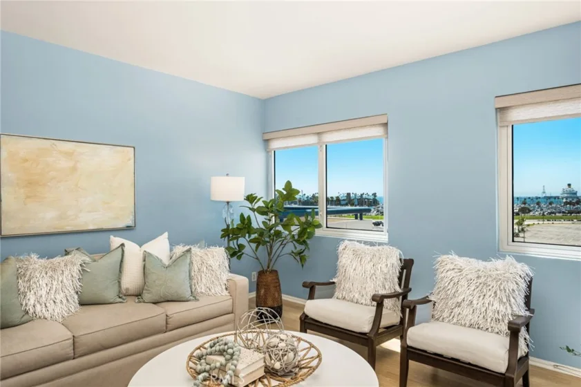 525 E Seaside #403 photo 4
