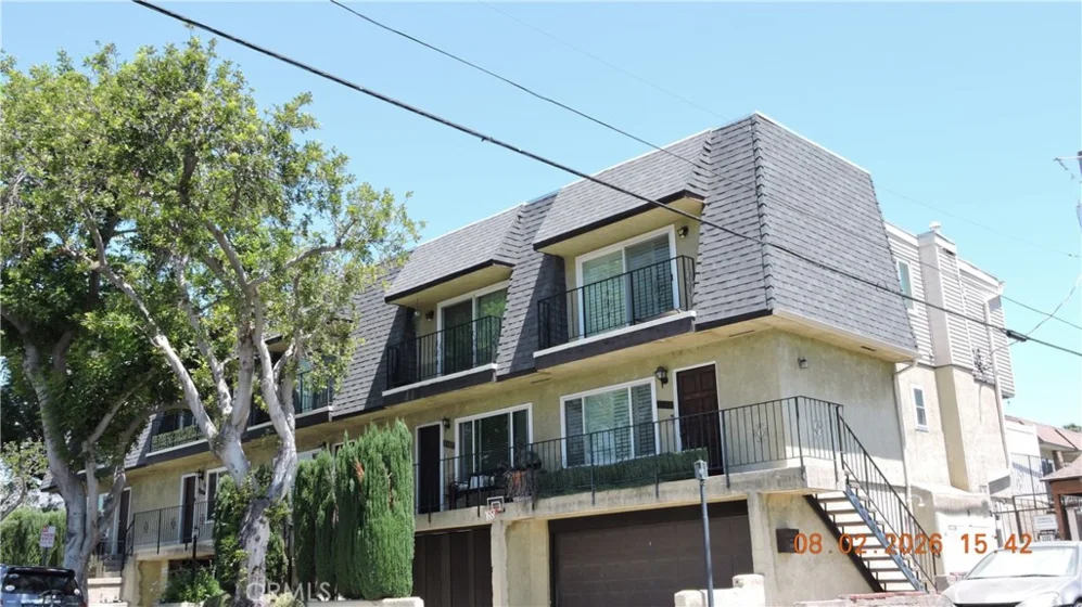 1140 N Lamer photo 13