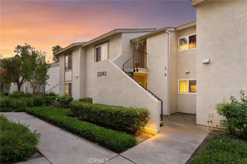 23341 La Glorieta #B photo 1
