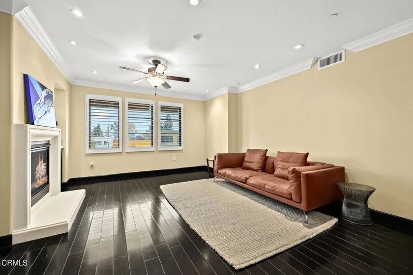 155 Cordova Street #405 photo 1