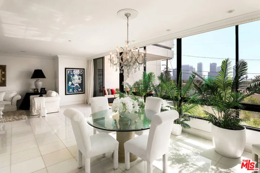 10350 Wilshire Boulevard #404 photo 12