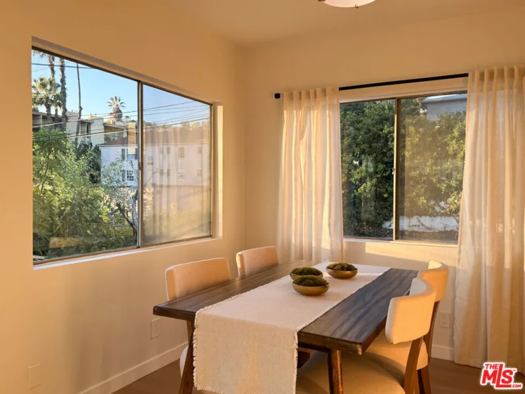 4579 Ambrose Avenue #8 photo 30