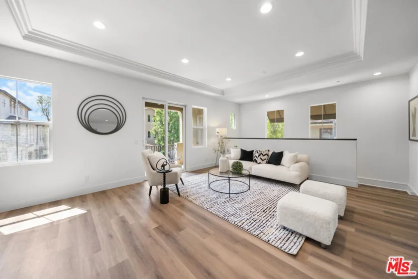 270 Lockford photo 5