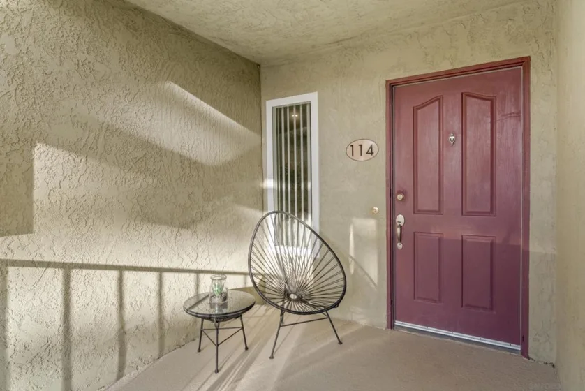 522 Calle Montecito #114 photo 3