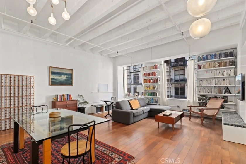 312 W 5th Street #418 photo 1