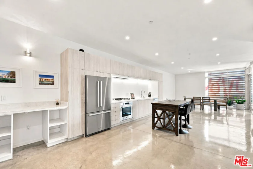 901 Hancock Avenue #201 photo 1
