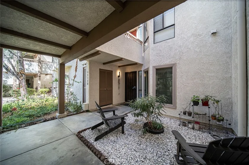 23332 Coso photo 11