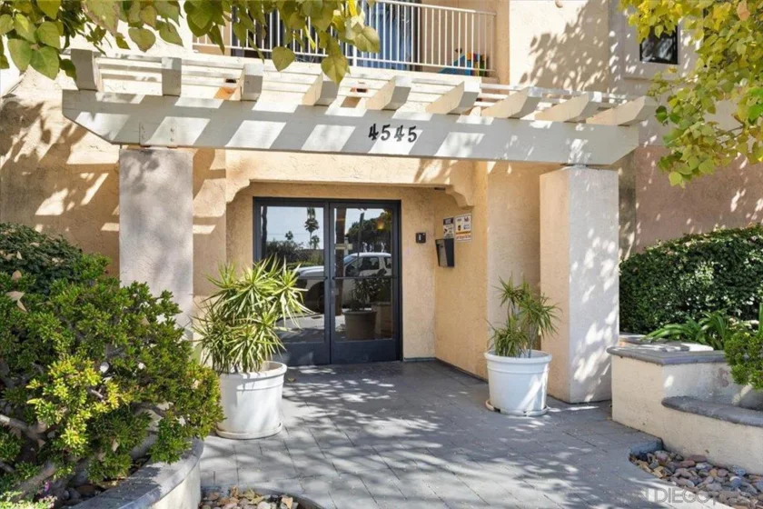 4545 Arizona Street #107 photo 1