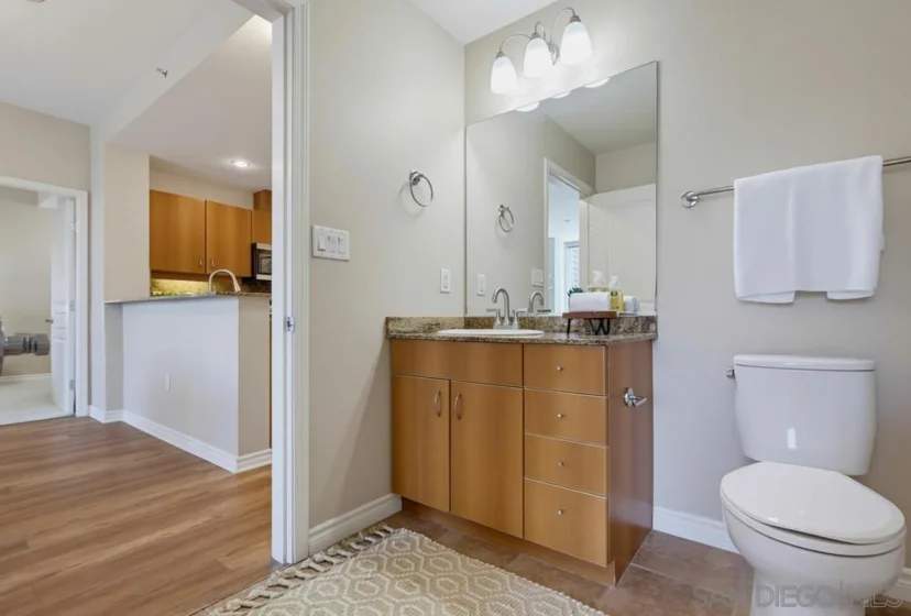 300 W Beech Street #1101 photo 17