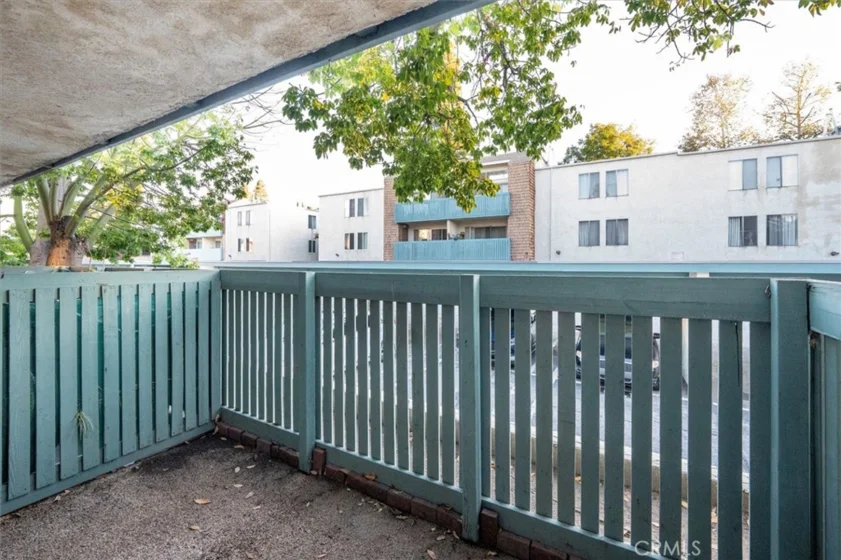 5700 Etiwanda Avenue #154 photo 9
