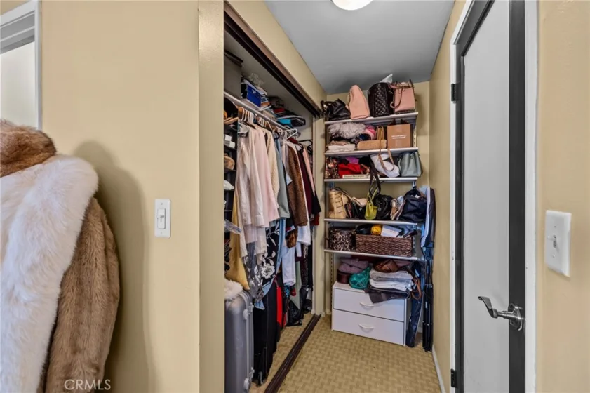 8712 Gregory Way #402 photo 22