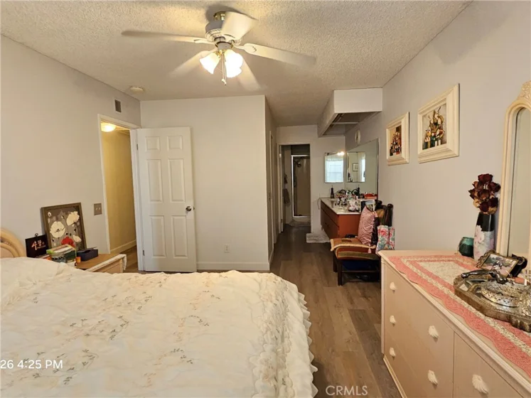 9060 Candlestick Lane photo 16