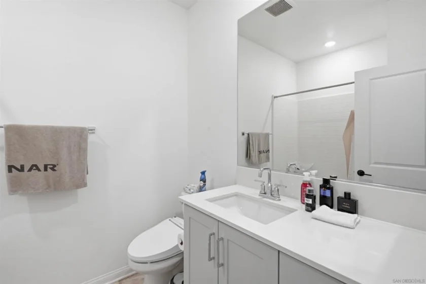 2044 Bluestone Circle photo 20