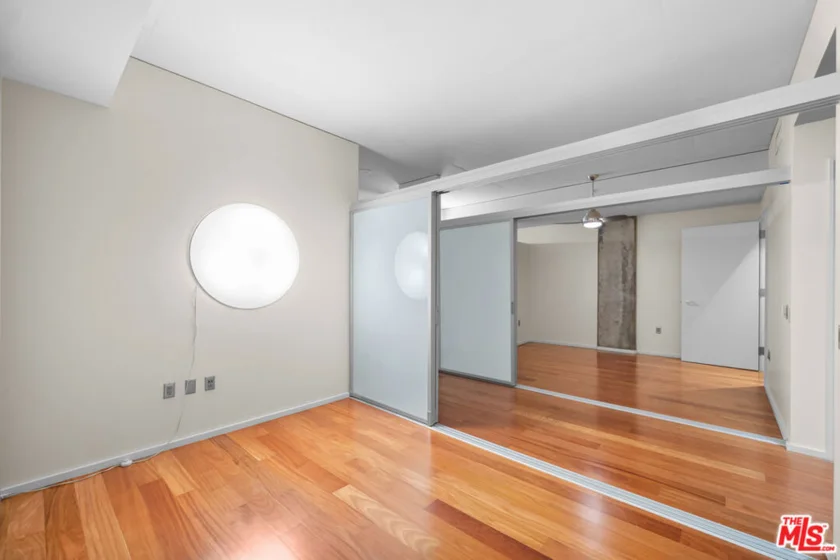 1155 S Grand Avenue #419 photo 3