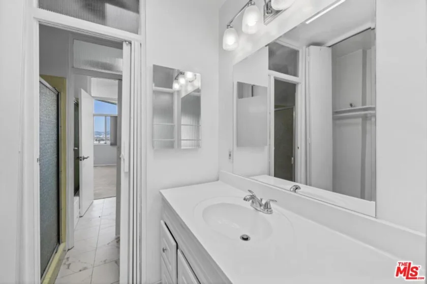 4749 Don Ricardo Drive photo 22