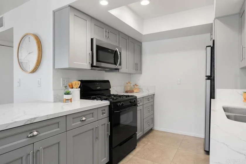 1112 S Pacific Street #B photo 16