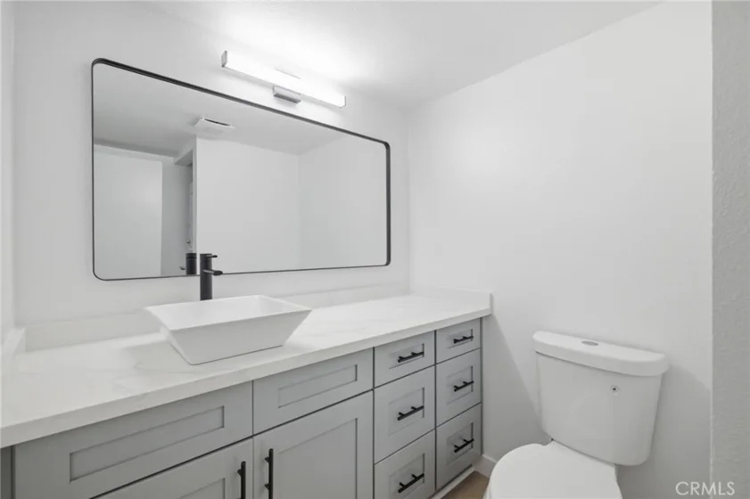 2351 Sutter Way #242 photo 17