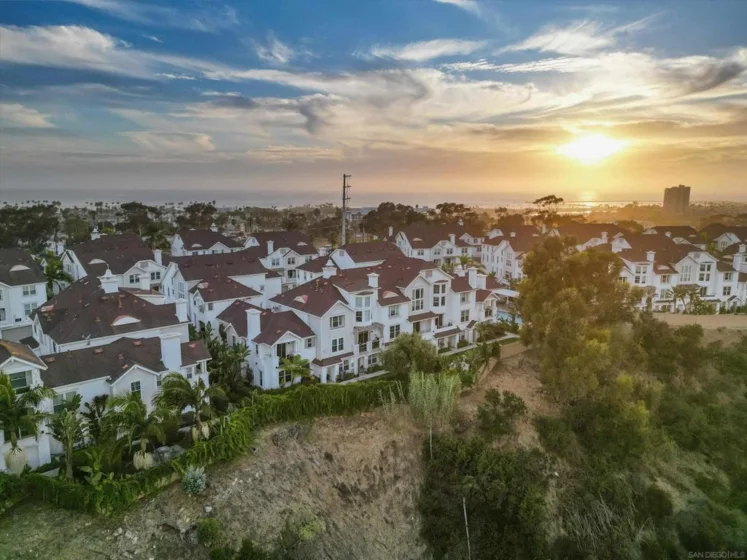 790 Harbor Cliff Way #191 photo 42