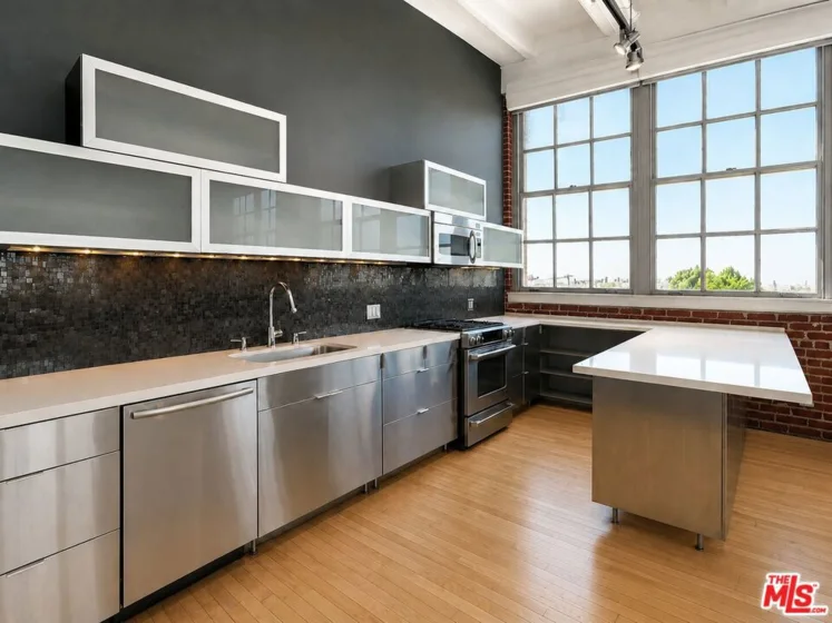 1850 Industrial Street #411 photo 13