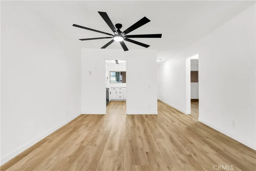 2514 Clairemont #107 photo 8