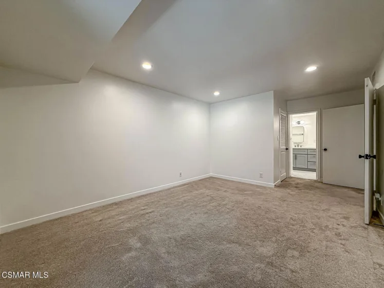 4807 Woodley Avenue #207 photo 35